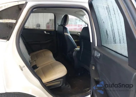 2021 Ford Escape Titanium Hybrid z USA, uszkodzony, nr VIN 1FMCU9DZ7MUB16787